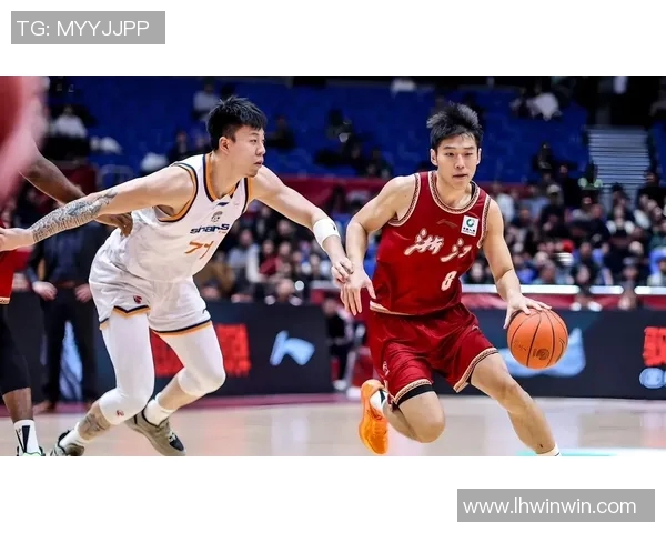 CBA吉林对阵上海的精彩对决结果揭晓,赛场风云再起引发热议 CBA吉林对阵上海的精彩对决结果揭晓,赛场风云再起引发热议